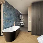 호텔 Twenty-three Amsterdam Airport