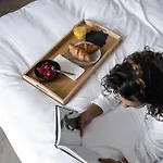 Twenty-three Amsterdam Airport 4*