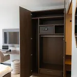 호텔 Twenty-three Amsterdam Airport