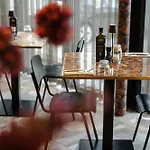 Twenty-three Amsterdam Airport 4*