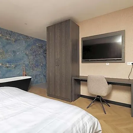 酒店 Twenty-three Amsterdam Airport 4*