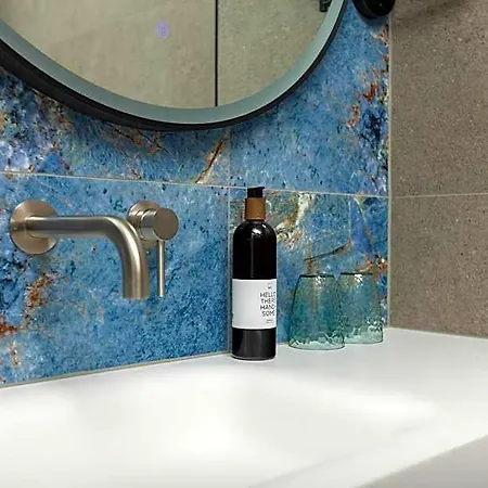 Twenty-three Amsterdam Airport 4*