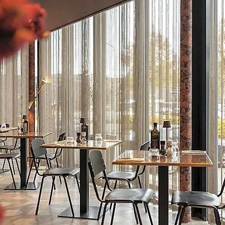 Hotel Twenty-three Amsterdam Airport 4*