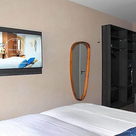 Twenty-three Amsterdam Airport 酒店 4*