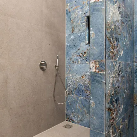 Twenty-three Amsterdam Airport Отель