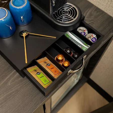 Twenty-three Amsterdam Airport Отель