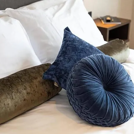 Twenty-three Amsterdam Airport 호텔 4*