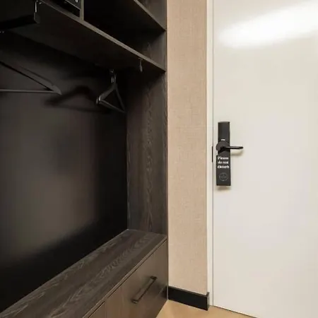 Twenty-three Amsterdam Airport 4* Хоофддорп