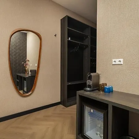 Twenty-three Amsterdam Airport